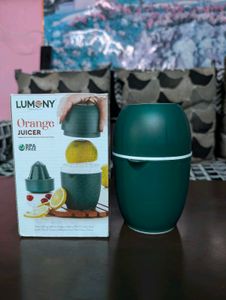 Lumony Orange Juicer