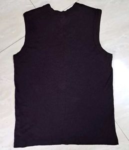 Maroon V-Neck Sleeveless Top