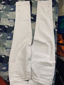 Devis White Ankle Length Jeans