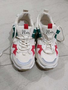 Chunky "Noir" Sneakers