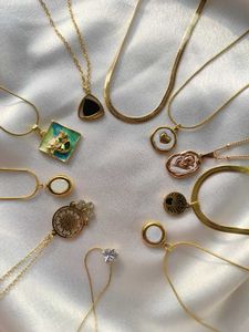 get any 2 pendants✨