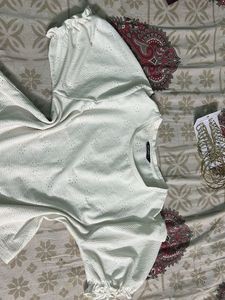 Chic White Textured Top zudio