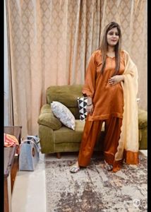 Elegant Farshi Salwar Suit Set