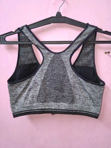 Zipper Sports Bra