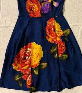 Stunning Floral Print Navy Blue Dress