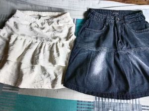 Denim skirt and Ruffle white skir