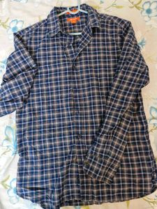 Men's Plaid Long Sleeve Shirt(thrifted)