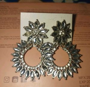 Set of 3 Fashion Earrings ✨
