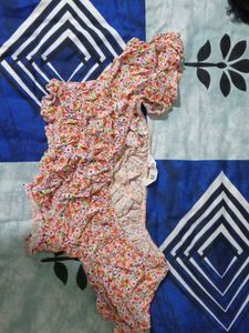 Floral Ruffle Crop Top