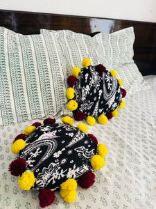 Decorative Throw Pillows Set