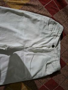 White bootcut Jeans