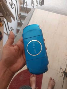 Sony PSP 3000 with original charger