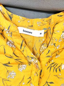 Mustard Yellow 💛 high Low Pattern Top