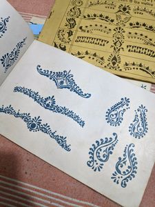 Vintage Mehndi &amp; Hairstyle Guides