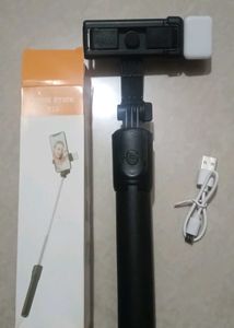 Selfie stick cum Tripod