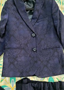 Elegant Navy Blue Suit with White (H&M)shirt