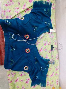 Stunning rama multi thred Lehenga Choli
