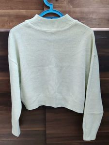 H&amp;M Light Green Cropped Knit Sweater