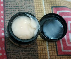 Pilgrim Red Vine Face Cream SPF 30