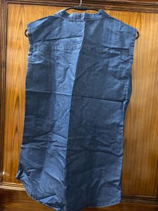 Sleeve less Shirt for women