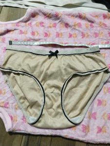 Women's Briefs with Bow Detail