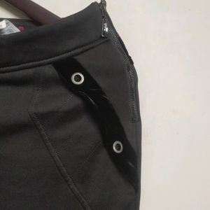 Imported Warm Jeggings With Velvet Detailing