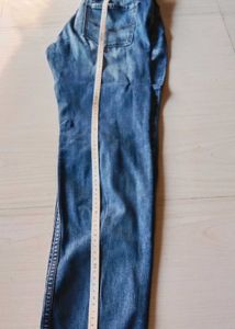 Bundle of men's jeans