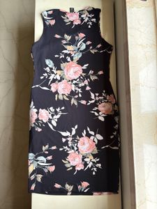 Chic Floral Sleeveless Dress
