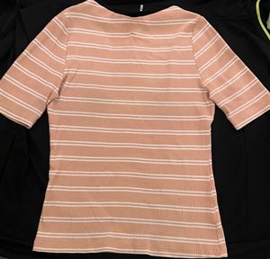Ribbed T-shirt