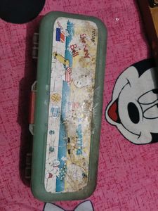 Vintage Bunny Bill Pencil Box