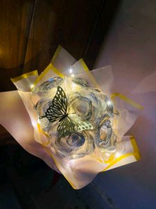 Sparkling Rose Bouquet with Butterfly &amp; Lights