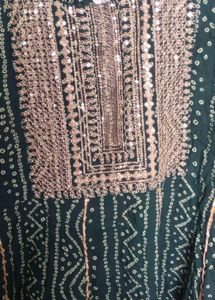 Elegant Green Kurta Set with Embellishments