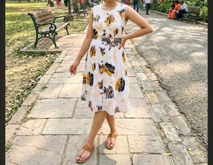Sleeveless Abstract Print Belted Midi Dress (Bust