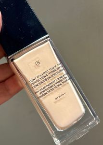 Dior Forever Skin Glow 24h Hydrating Foundation