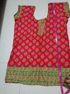 Red &amp; White Kurta Set