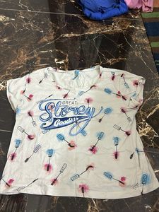 Cute Graphic Print T-Shirt