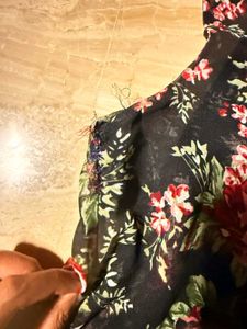 Floral Ruffle Cap Sleeves Top