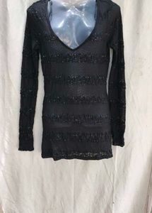I Black Sequin Knit V-Neck Top