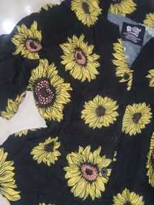 Black Sunflower Button Top