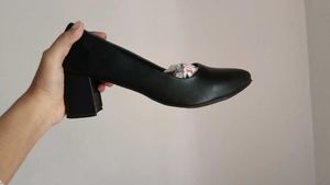 Stylish Black Block Heel Pumps