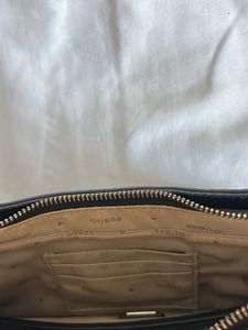 Guess Black Shoulder Handbag