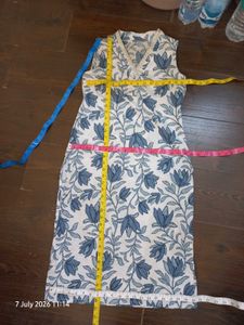 Blue Floral Print Sleeveless Kurta