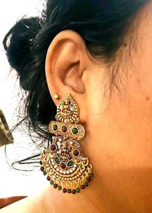 unique Styles Earrings &amp; Studs