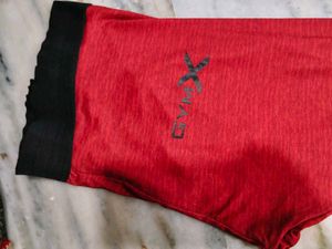Red &amp; Black Athletic Leggings