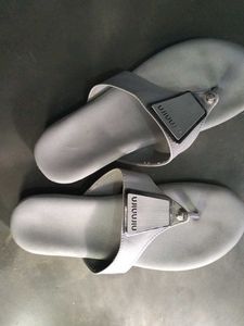 Casual Ujiuiju Flip Flops