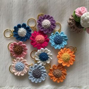Handmade Crochet Daisy Keychain