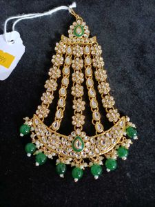 Green Kundan Tikka Headpiece