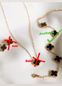 Vancleef Clover Pendant Necklace😍🖤