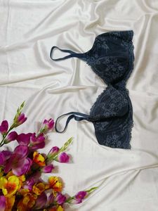 🇳🇿💫🎀 Charcoal colour Lace Padded Bra