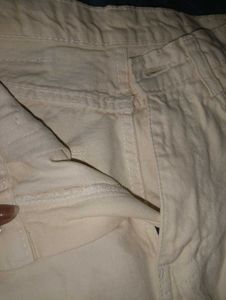 Chic White Wide-Leg Jeans